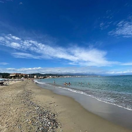 Winter Apartment Vado Ligure Ngoại thất bức ảnh