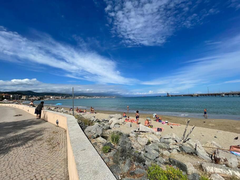 Winter Apartment Vado Ligure Ngoại thất bức ảnh