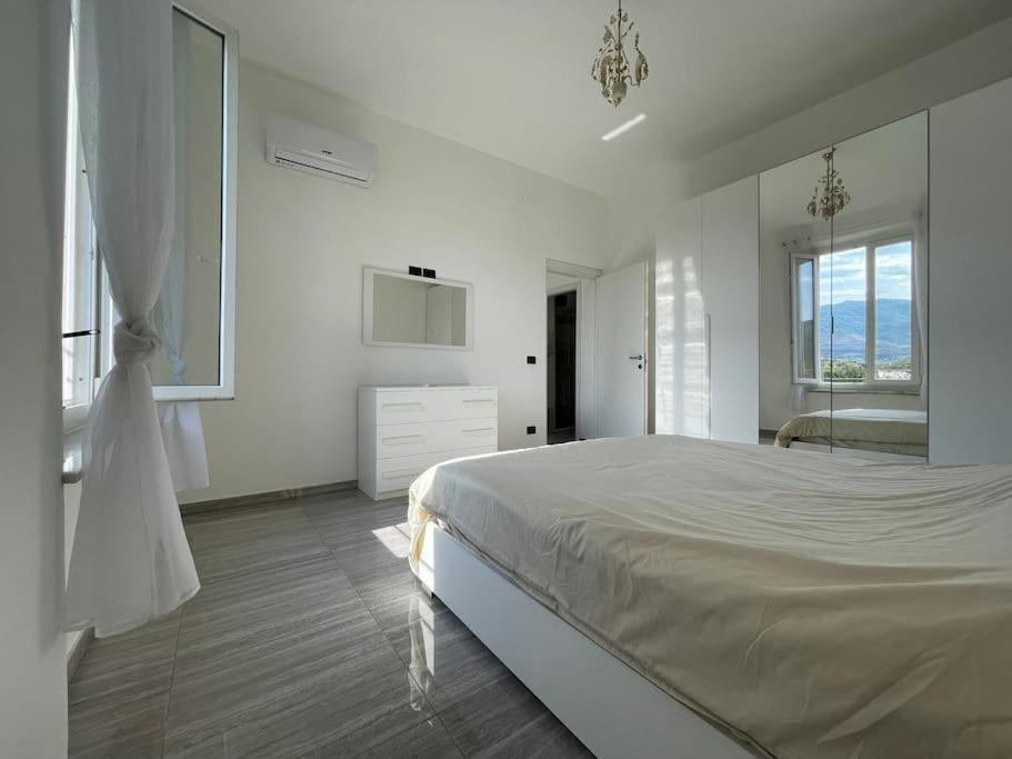Winter Apartment Vado Ligure Ngoại thất bức ảnh